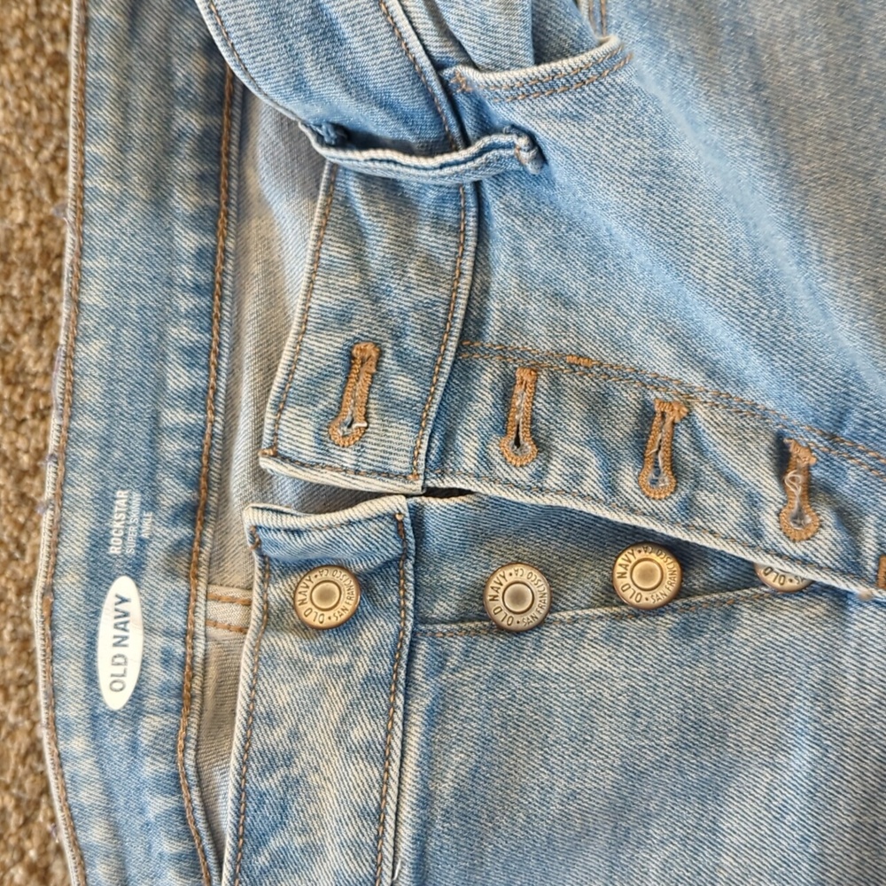 Old Navy Jeans. Button Fly. Size 12